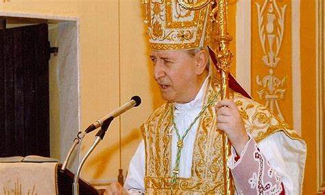 Priests Who Posed Nude For Gay Websites To Be Investigated By Pope Francis Daily Mail Online
