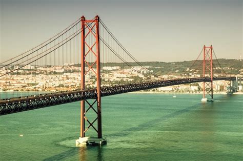 Premium Photo Suspension Bridge Over River