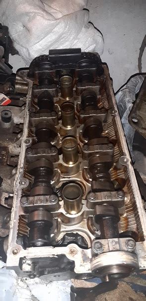 Мотор в разобранном виде, g4gm, 1,8 Провернуло вкладыши коленвала ...