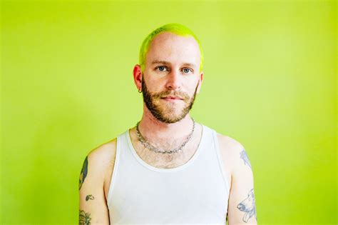 Flood Gay Meat Processes A Dissociateve Episode On New Single Bed Of Every