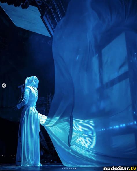 Avril Lavigne AvrilLavigne Nude OnlyFans Photo 617 Nudostar TV