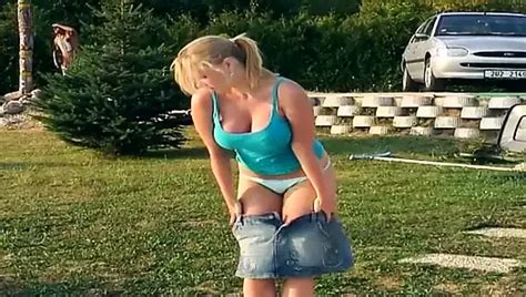 Br Nettes Babe Mit Nat Rlichen Titten Wird Im Freien Gefickt Xhamster