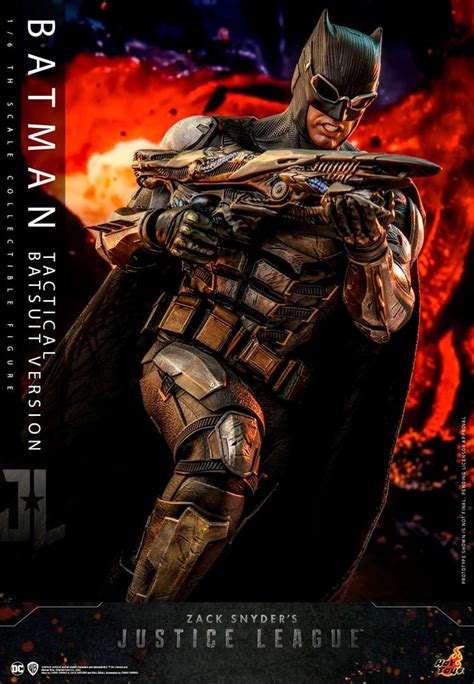 Batman TACTICAL BATSUIT VERSION Sixth Scale Figure By Hot Toys Egyfigures