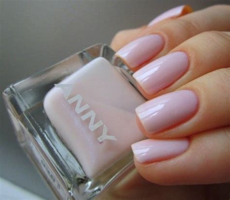 Anny No More Yellow Nude