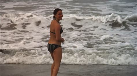 Nude Video Celebs Kathleen Quinlan Sexy Louise Golding Nude Lifeguard