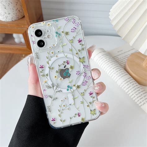 Amazon.com: RALEAVO for iPhone 14 Case Compatible with MagSafe Clear