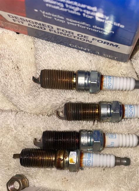 do I have a leak, these are the old plugs : r/Miata