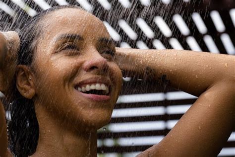 Cold Showers Are The Hot New Thing And Research Suggests That Health Benefits Outweigh The
