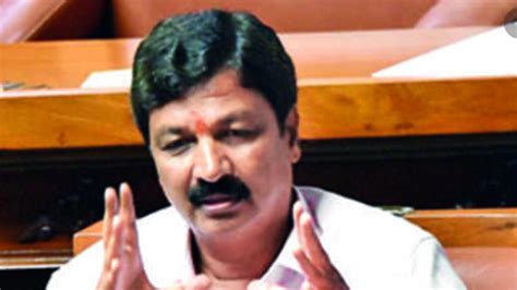 Karnataka Sex CD Scandal Five People Including Journalists Questioned By SIT City Times Of