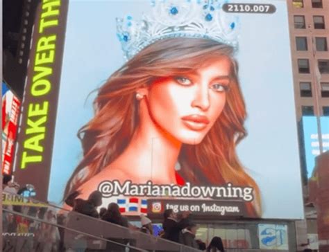 Mariana Downing Aparece En Las Grandiosas Pantallas Del Times Square