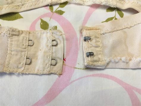 Vintage 50s Nude Beige Lace Bra Soft Lace Cup Gem