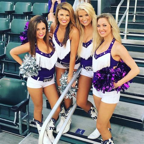 Tcu Showgirls Hottest Nfl Cheerleaders Hot Cheerleaders Tcu Cheerleaders