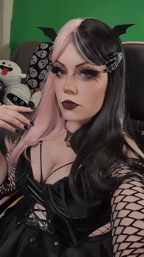 🖤🖤 Happy World Goth Day 🖤🖤 R Gothgirls