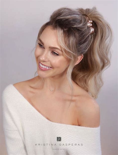 Perfect Glam Ponytail For The Holiday Season Cute Ponytail Hairstyles