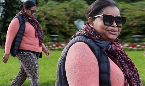 7 Hot Sexy Olivia Spencer Bikini Pics