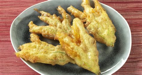 Beignets De Fleurs De Courgettes Une D Licieuse Recette M Diterran Enne