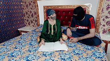 Belle université pakistanaise fille sexe avec professeur XVIDEOS