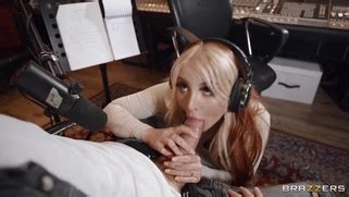 Daisy May Is Sucking Danny D S Huge Cock Porn Movies 3Movs