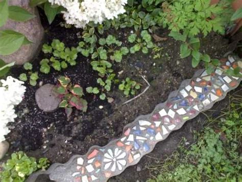 Бордюр угловой со шпильками для сада | Outdoor decor, Garden, Outdoor