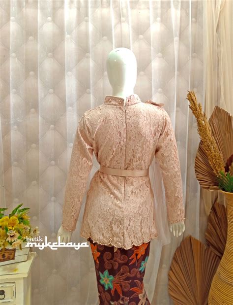 PJ031 Setelan Kebaya Pearl Nude Lamaran Wisuda WA 081392840553