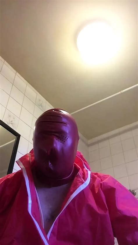 Hoods And Gasmask Gay Amateur Amateur Porn Feat Jameschris XHamster