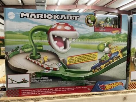 Mario Kart Hot Wheels Piranha Plant Slide Track Set Yoshi New Sealed