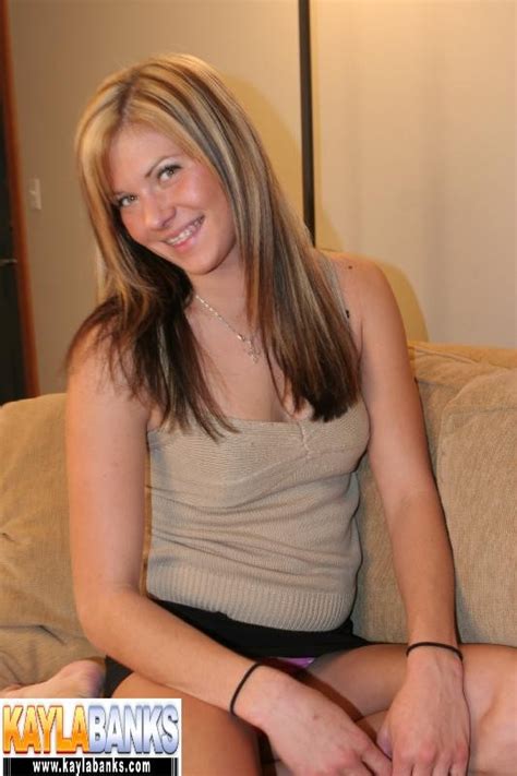 Kayla Banks Strips Down And Shows Off Her Perfect Body Porn Pictures Xxx Photos Sex Images