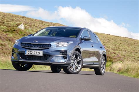 Kia Xceed Plug In Hybrid Reviews Complete Car