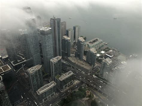 First time visiting Canada 🇨🇦 : r/pics