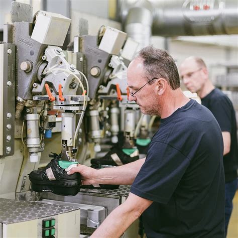 JOMOS Schuhfabrik - Unternehmen