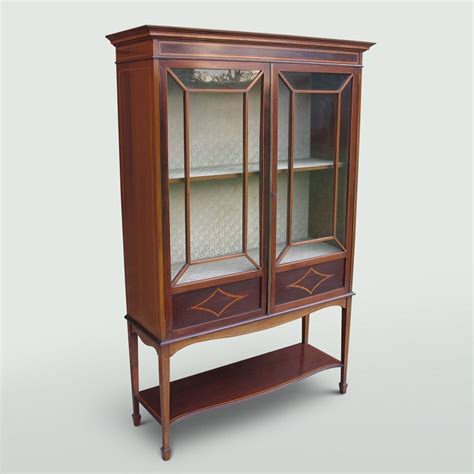 MAHOGANY DISPLAY CABINET - £365 | Shop | Oakfield Gallery