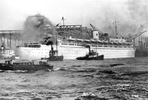 biggest maritime disaster   mv wilhelm gustloff ww