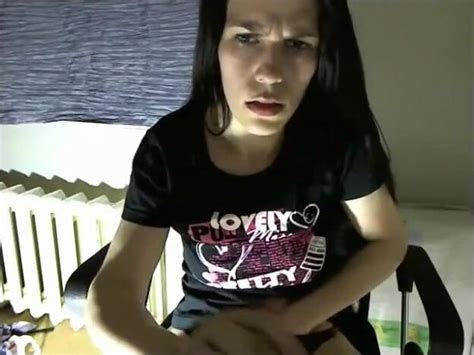 Rat Horny girl caught on laptop ThisVid em inglês