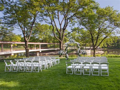 Chicago Suburb Wedding Venue Hyatt Lodge Oak Brook Chicago