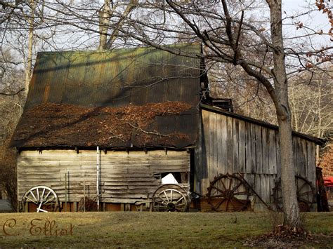 Cumberland City Tennessee Country Roads Old Barns Cumberland