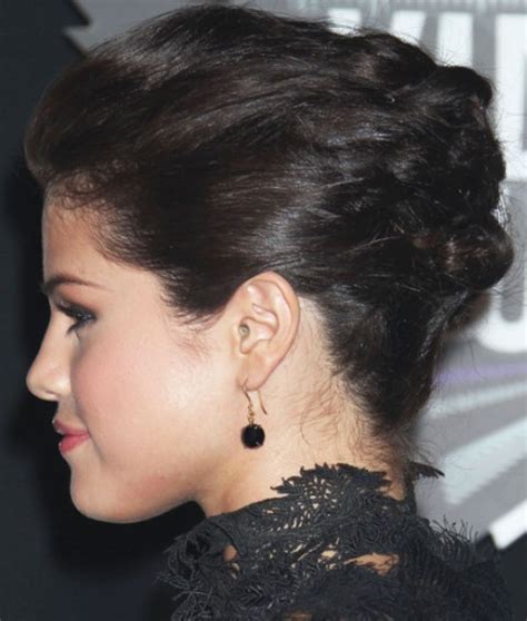 Top 26 Selena Gomez Hair Looks - Pretty Designs