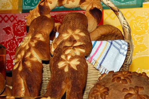 El Origen Del Pan De Muerto Y Las Variedades Regionales Actuales