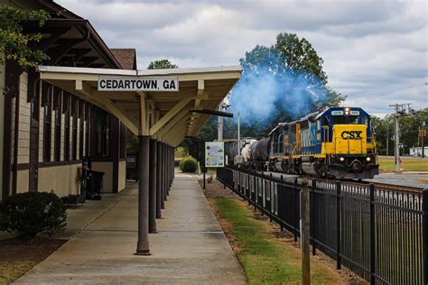 Csx Leads L As It Departs Cedartown Ga By The Old Flickr