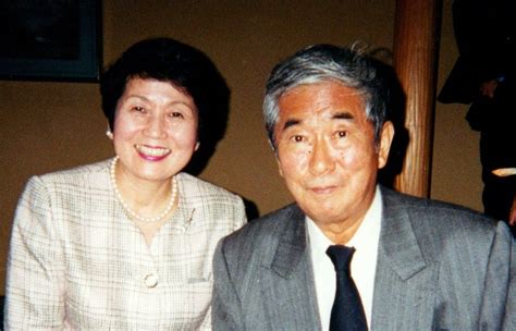 画像・写真｜元総理秘書が見た石原慎太郎さんの意外な素顔。「知らないことには『オレ、知らないから』と謙虚に耳を傾け、さりげない気配りをする方でし ...
