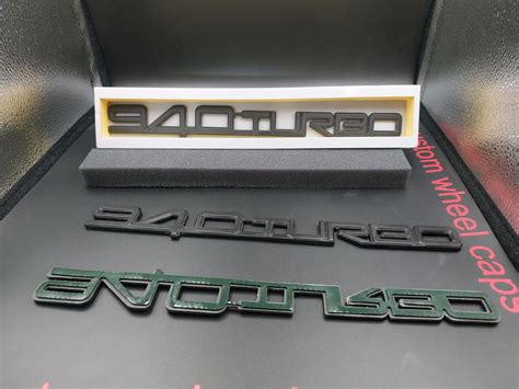 Шильдик Volvo 940 turbo — BMW 3 series (E30), 1,6 л, 1989 года ...