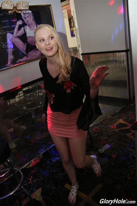 Lily Rader Gloryhole BBC 044 Porn Pic