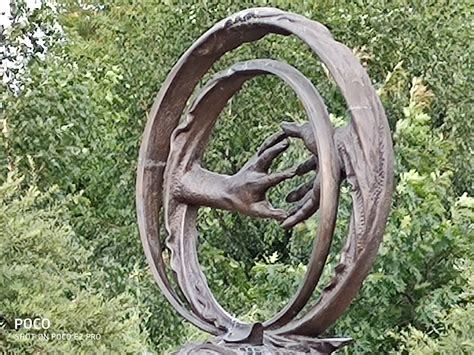 Обзор смартфона Poco F2 Pro