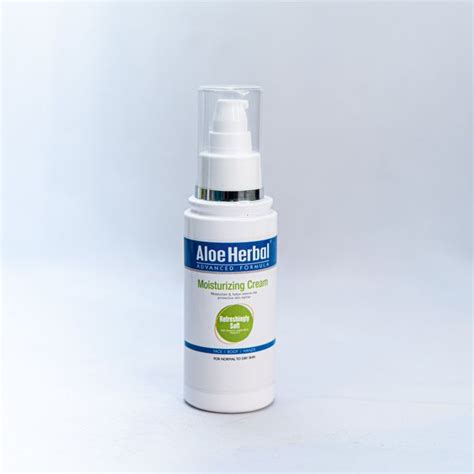Aloe Herbal Moisturizing Cream 100gm Np