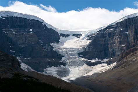 Snow Dome Mountain And Dome Glacier Canada Stock Image Image Of Lake