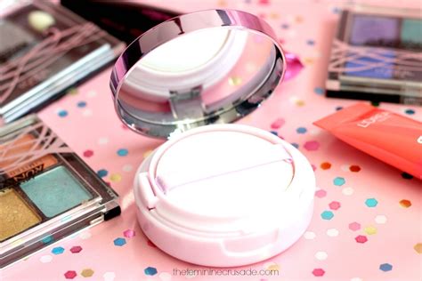 Loreal Paris Nude Magique Cushion Foundation Review Swatch Rightdecide