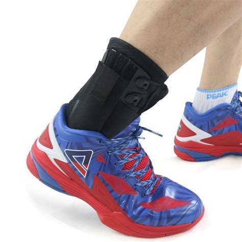 Как выбрать голеностопный бандаж, лучшие бандажи для голеностопа 2025