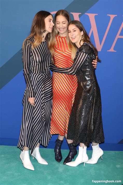 Danielle Haim Nude The Fappening Photo FappeningBook