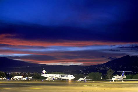 Volaris lanza promoción “Hot Tickets” con hasta 50% de descuento en