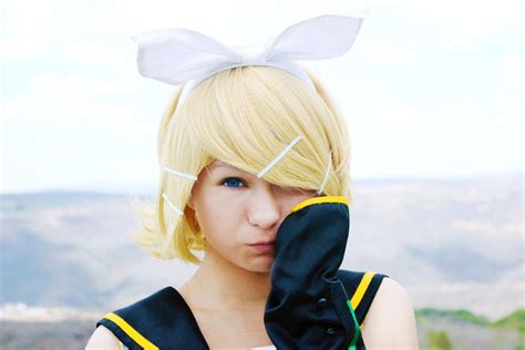 - Rin Kagamine Cosplay - 01 by Arrocito-chan on DeviantArt