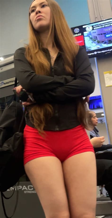 Latina Short Part With Gifs Oc Short Shorts Volleyball Forum